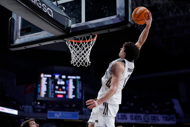 Real Madrid y Olympiacos se citan por la corona europea