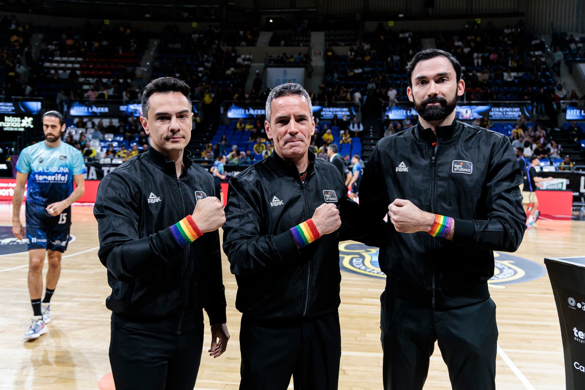 Muñequeras LGTBI Jornada 32