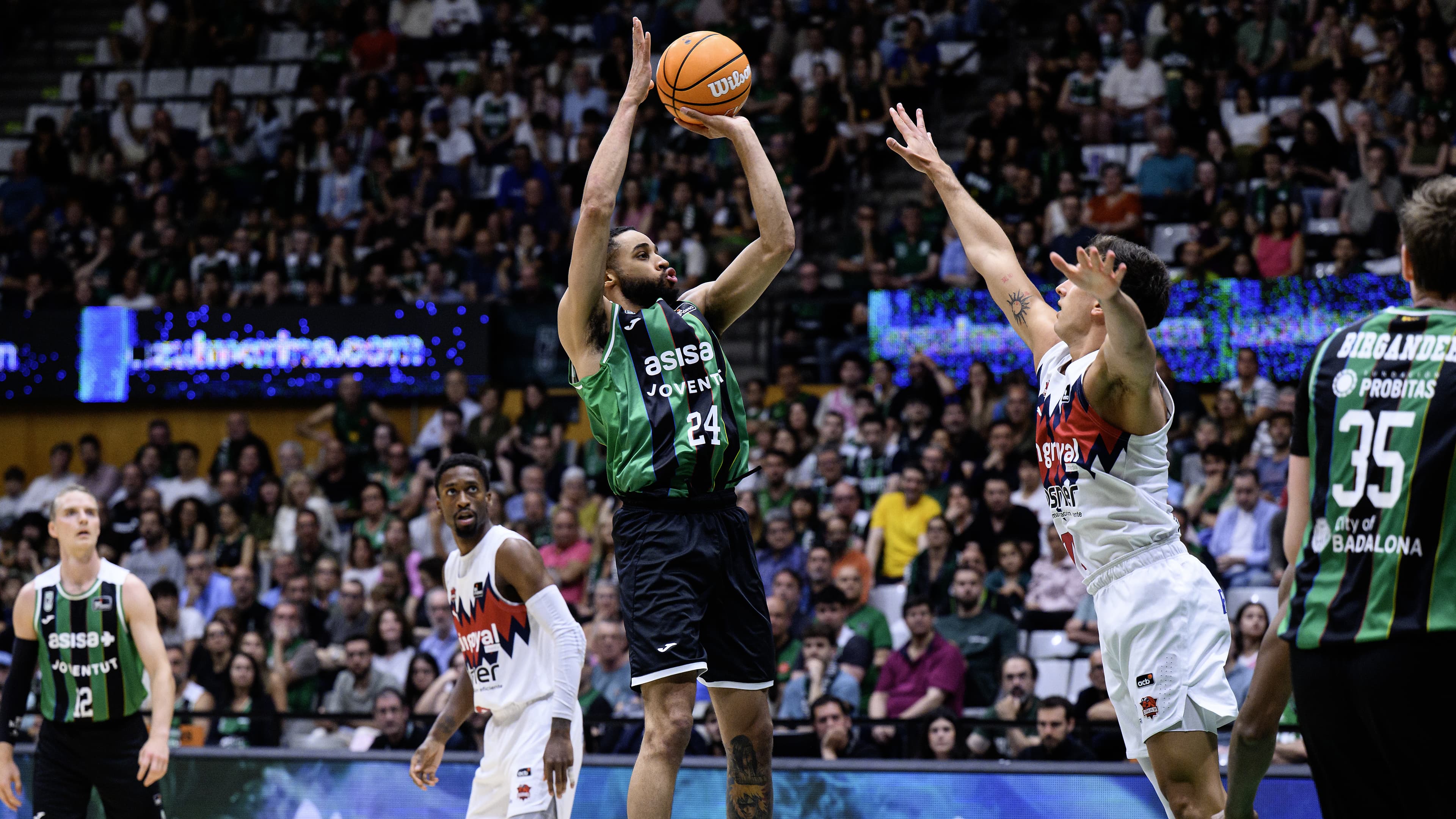 Cameron Hunt, gran actuación triplista en los cuartos de final del Playoff