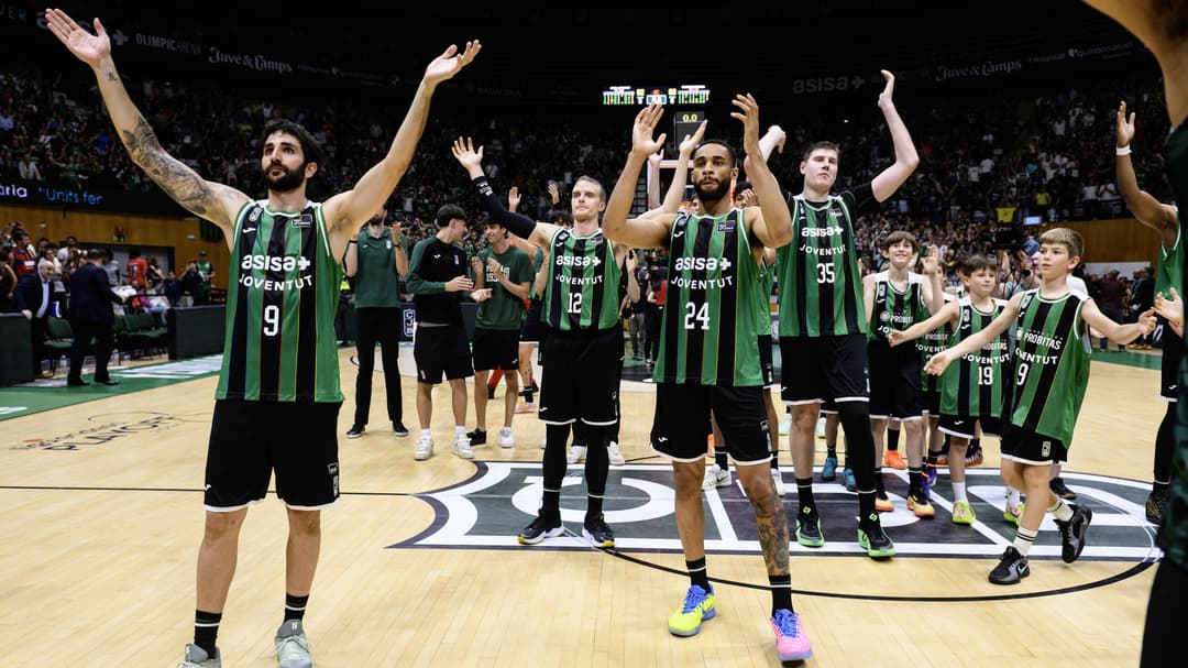 Triunfo verdinegro y al tercero