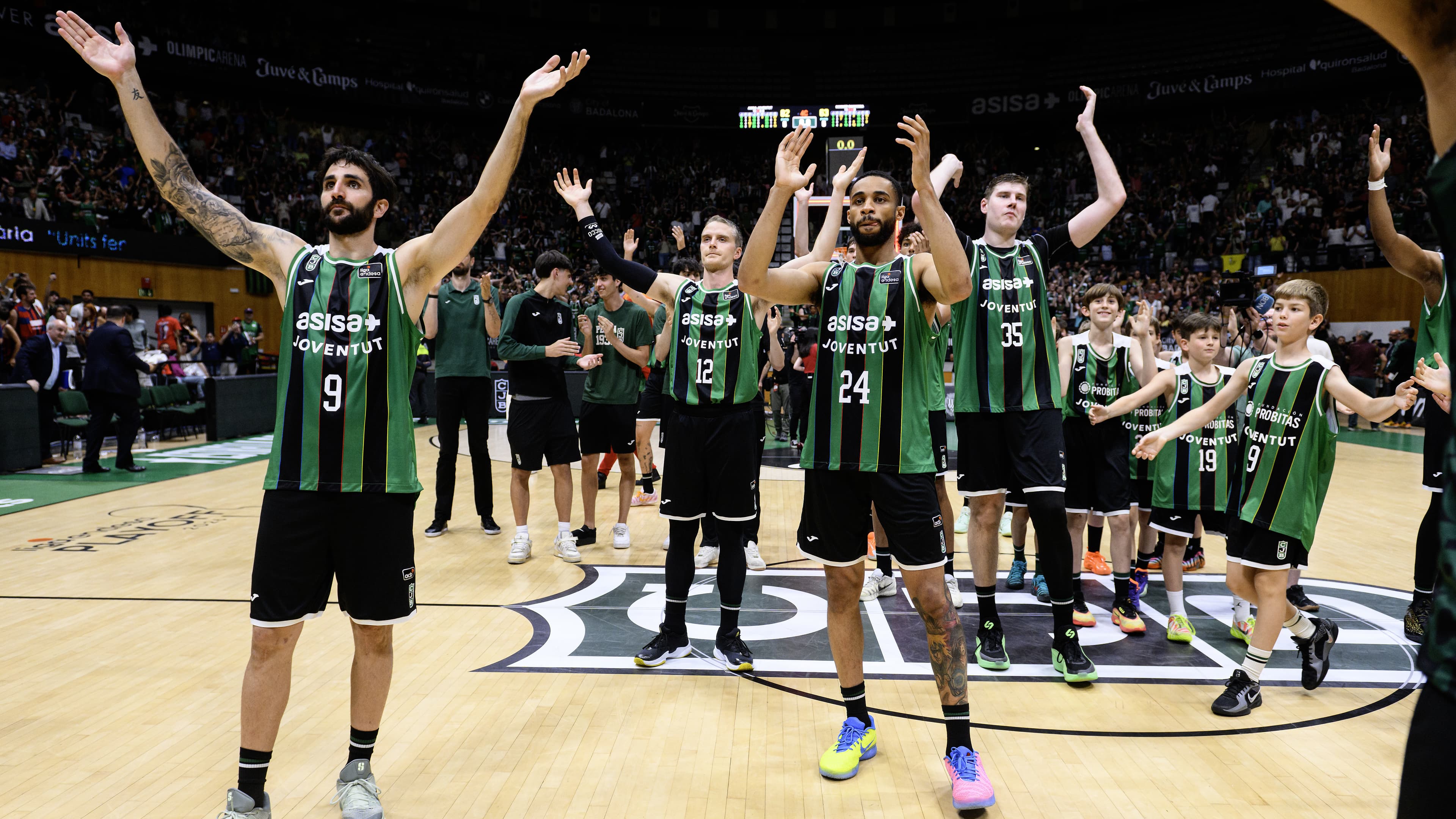 Triunfo verdinegro y al tercero