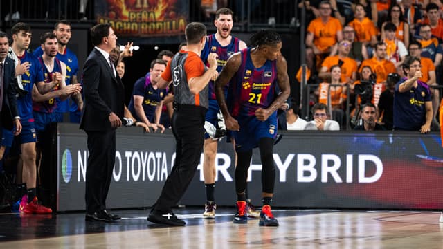 El Barça se queda con el factor cancha tras una victoria para el recuerdo (112-113)