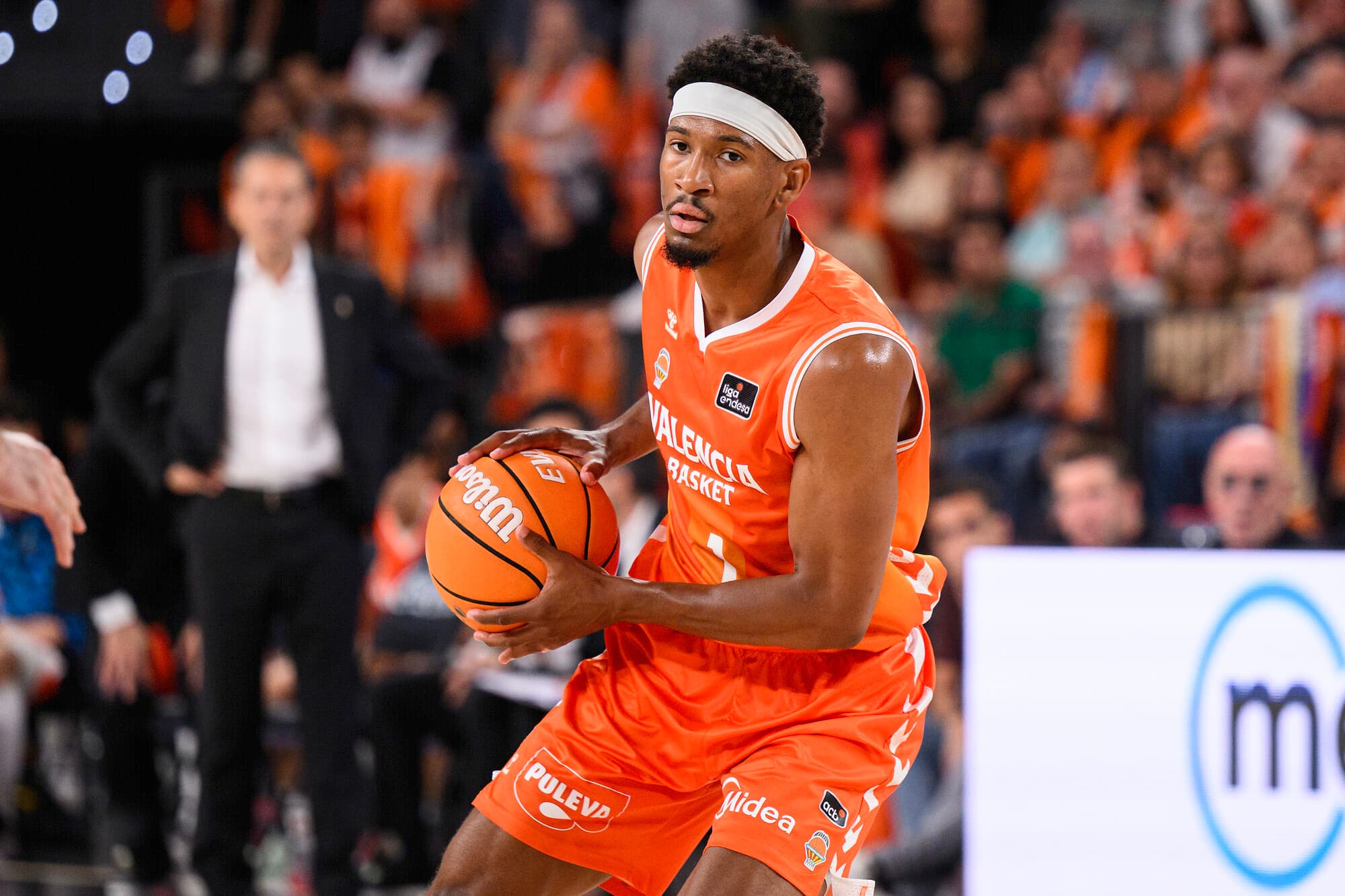 Kameron Taylor dirige el ataque de Valencia Basket