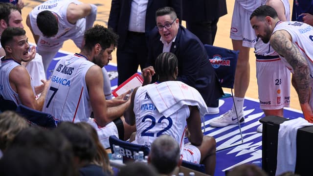 Seis renovaciones para el regreso del Monbus Obradoiro a la Liga Endesa