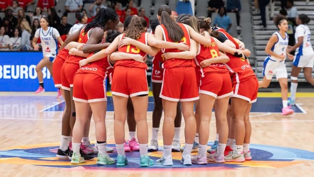Europeo Sub18 Femenino: España se viste de oro arrasando (46-82)