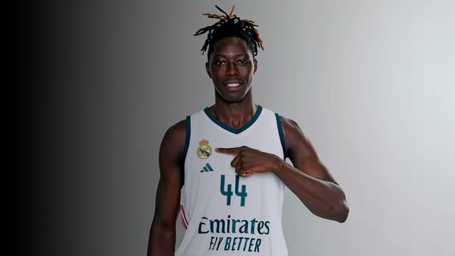 Eli John Ndiaye firma por el Real Madrid para las próximas dos temporadas