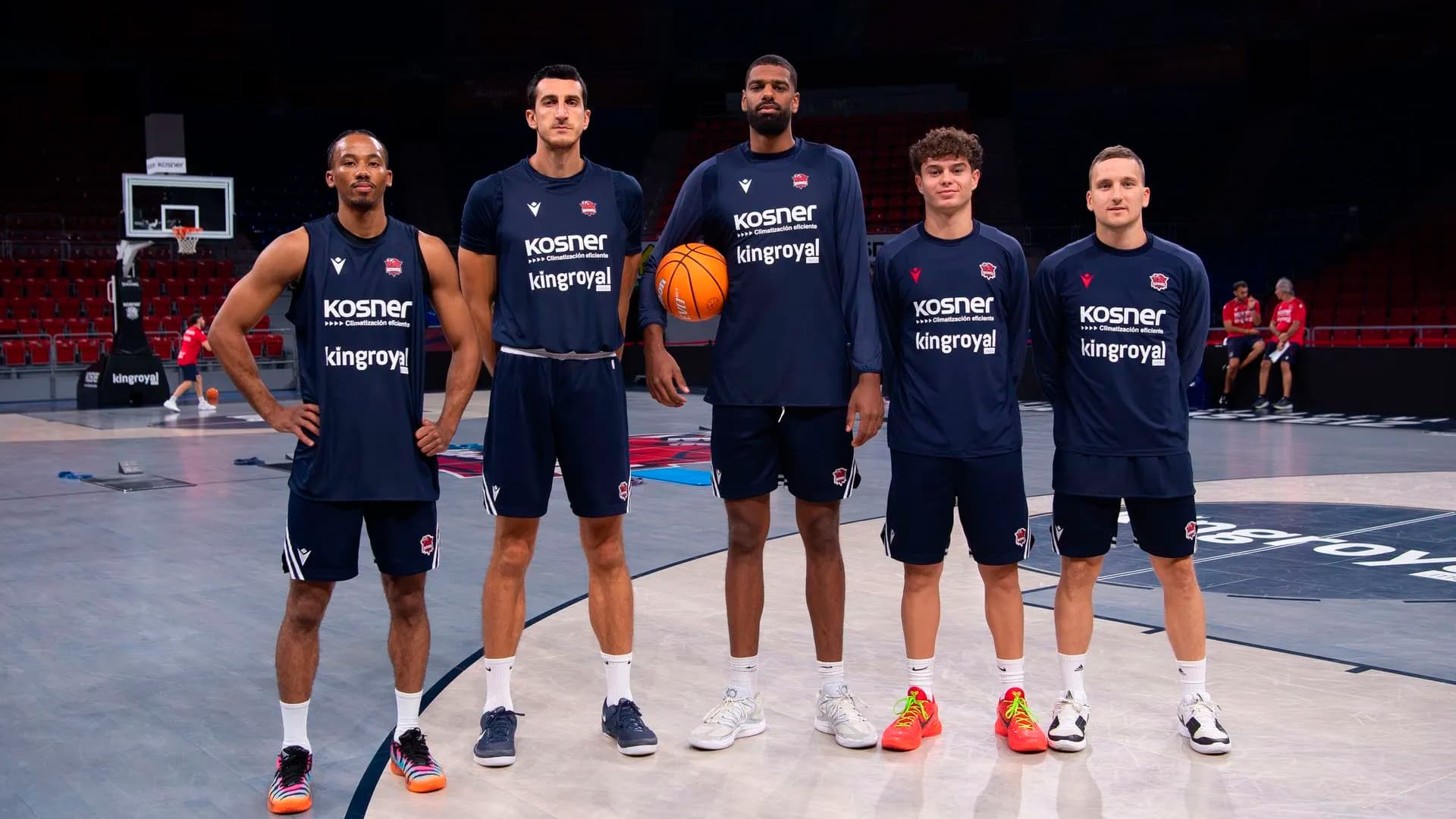 Dejan Kravic, Lucas Nguessan, Mehdy Ngouama, Goran Filipovic y Hugo Alonso reforzarán los entrenamientos de Kosner Baskonia