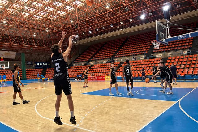 Recoletas Salud SP Burgos se estrena en pretemporada