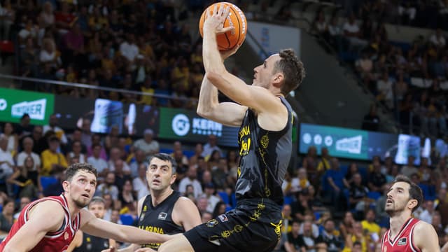 Jugadores históricos en era acb