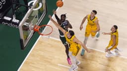 Lance de juego del Unicaja-La Laguna Tenerife