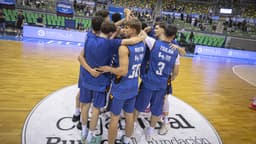 La plantilla burgalesa celebra el triunfo