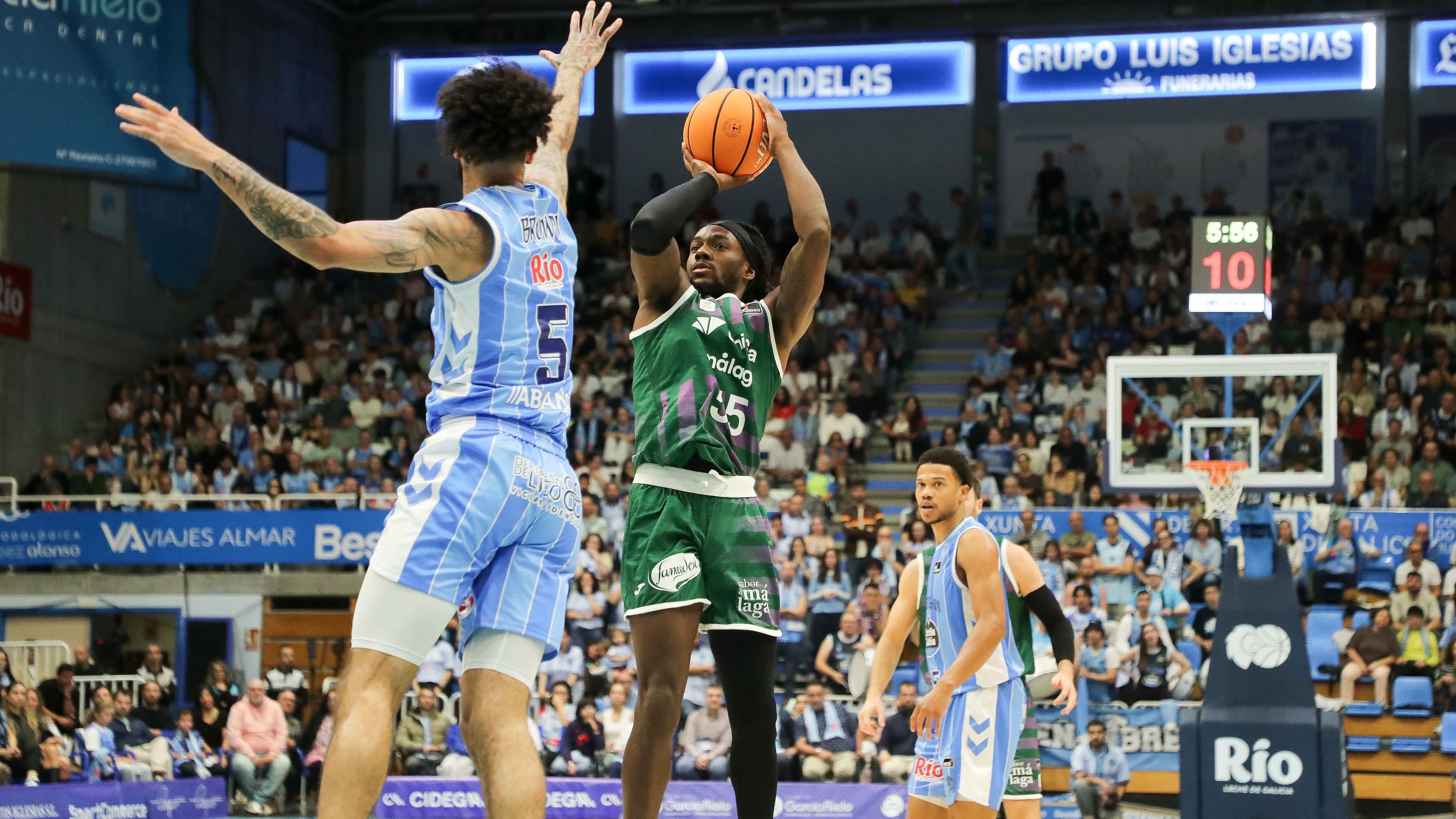 Unicaja manda en Lugo