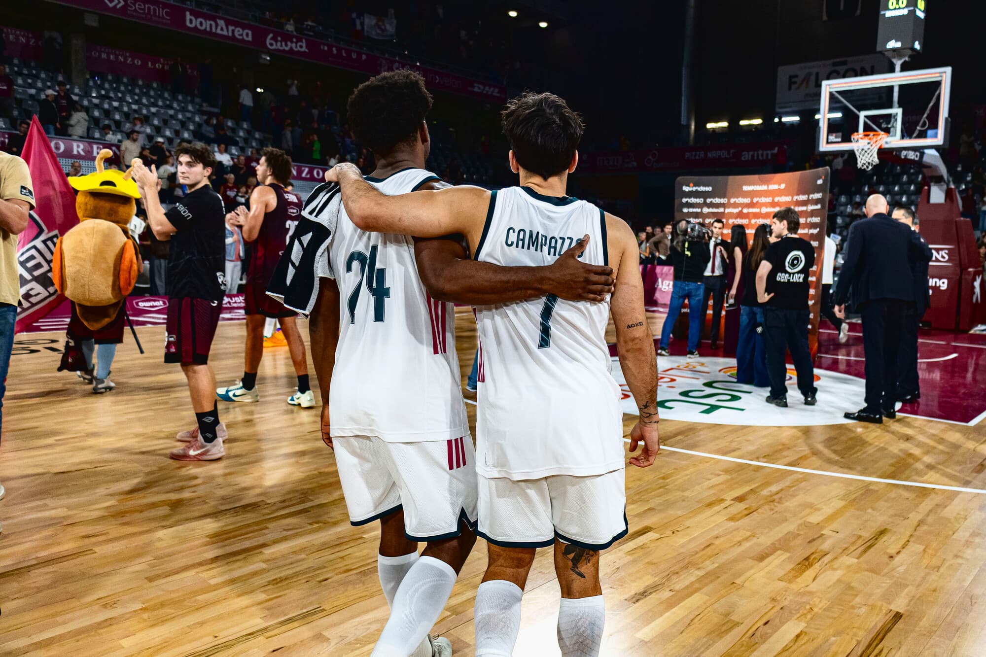 Feliz y Campazzo