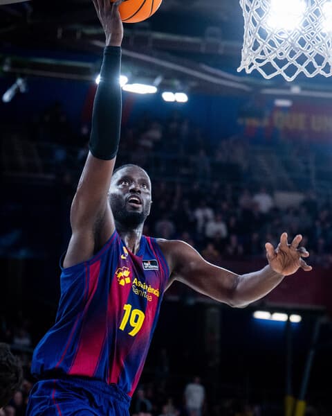 🗼 Youssoupha FALL, letal en la pintura