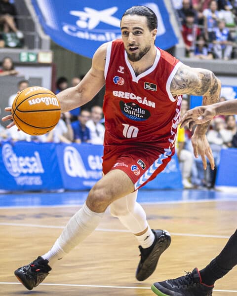 🏹 FRANCIS Alonso bate su tope de triples