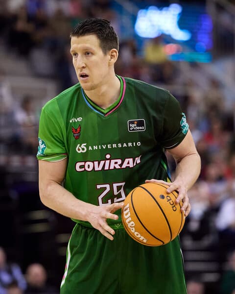 🥇 Así domina Luka BOZIC, MVP de abril