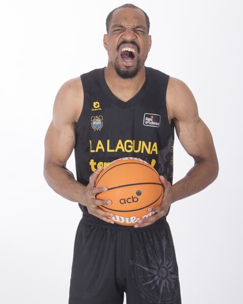 💥 Vince HUNTER hace el trabajo sucio para ganar