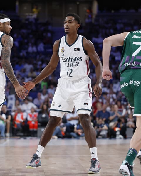 🏳️ Theo MALEDON lidera la remontada blanca