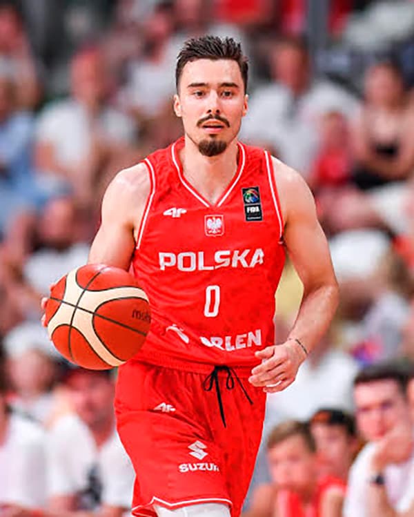 😎 Andrezj PLUTA creará para el FIATC Girona