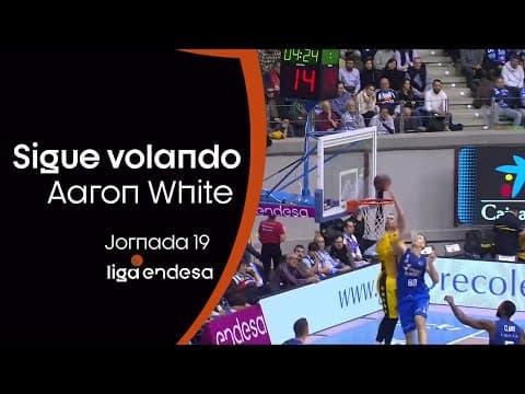 Aaron White sigue volando