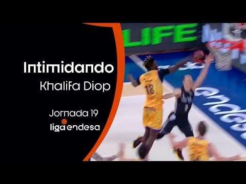 Khalifa Diop, intimidando