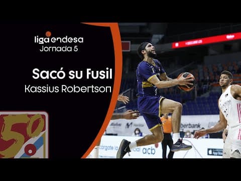Y Kassius Robertson sacó su fusil...