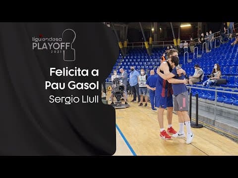 El abrazo entre Sergio Llull y Pau Gasol