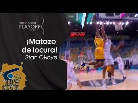 Okoye posteriza a Tavares, ¡menudo mate!