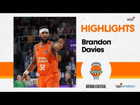 Brandon Davies marca terreno