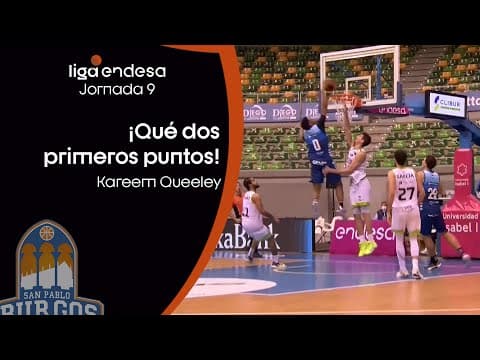 Kareem Queeley... la hunde en su primera canasta