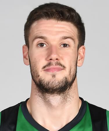 López-Arostegui photo