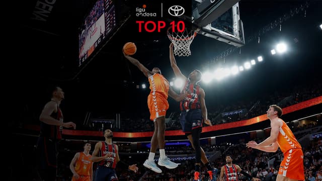 Omari Moore se viste de 'The Undertaker' para reinar en el TOP10 Toyota