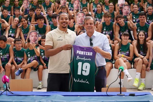 Melwin Pantzar: “El Unicaja es un Club muy grande”