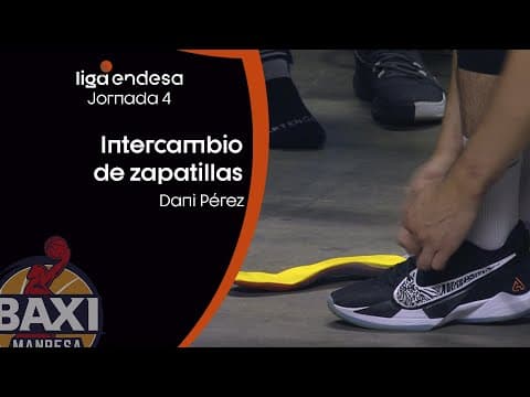 Insólito intercambio de zapas