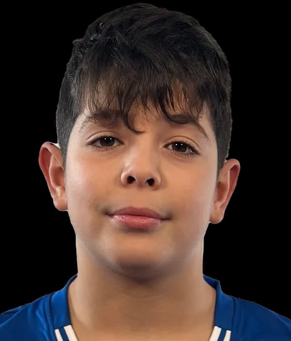 M. Real photo